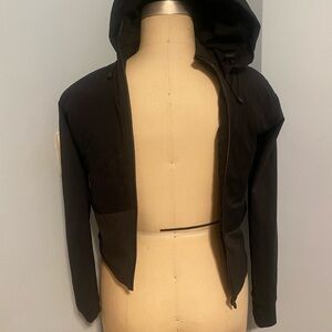 NWT - Vuori Men's Black Hooded Jacket